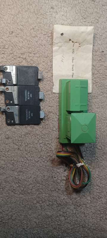 American Flyer Reverse loop relay