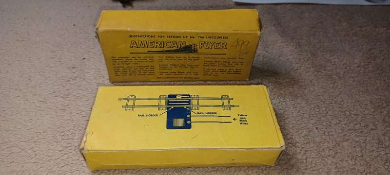 American Flyer 706 Uncoupler with control button