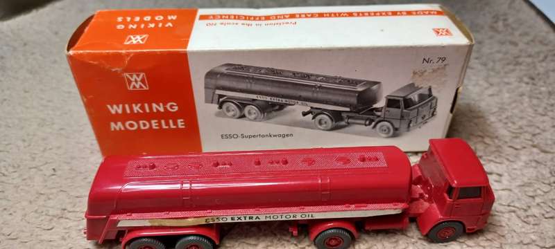 Wiking ESSO Super tank truck nr 79