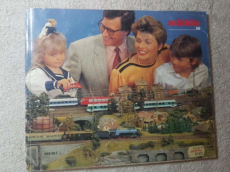 Marklin 1989/90 Catalog - 152pg