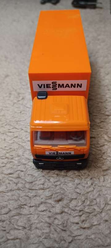 Herpa Mercedes truck