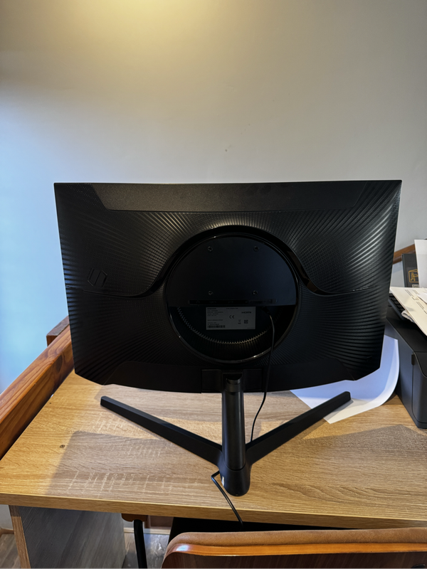 Samsung Odyssey G5 27" QHD 1ms 165Hz FreeSync Gaming Monitor