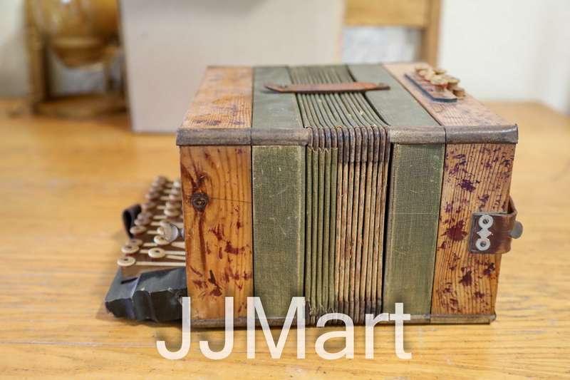 Antique Stahlstimmen Button Box Accordion Melodeon Musical Instrument - Rare