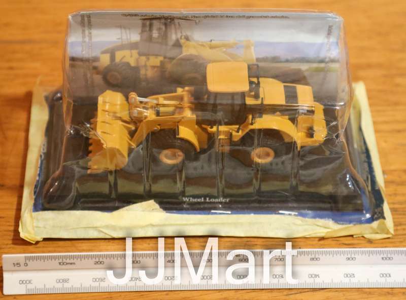 Amercom Wheel Loader - 1:64 Construction Machine Model