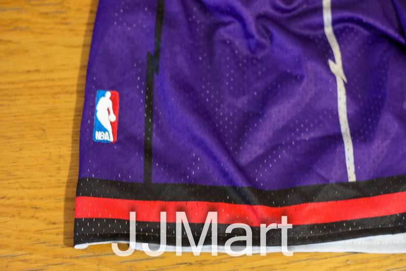 Authentic Just Don - Toronto Raptors 1998-99 Shorts - Purple NBA SIZE M