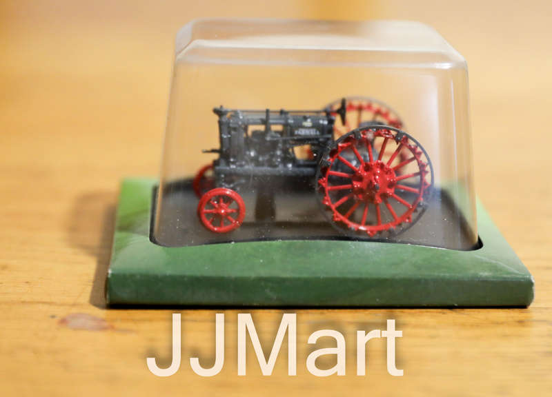 Hachette Partworks-Scale Model-Tractor -  McCormick Deering Farmal F12 Tractor (1935)