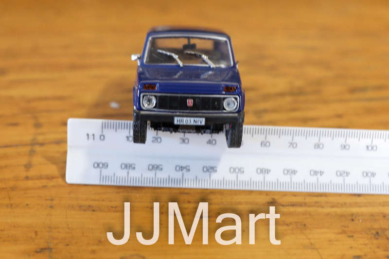 1:43 Vaz Lada Niva Scale Model