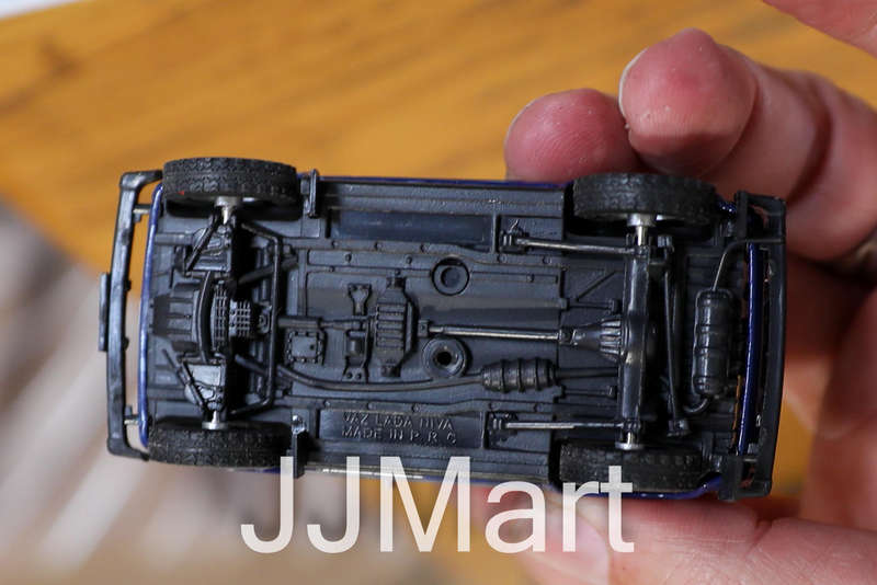1:43 Vaz Lada Niva Scale Model