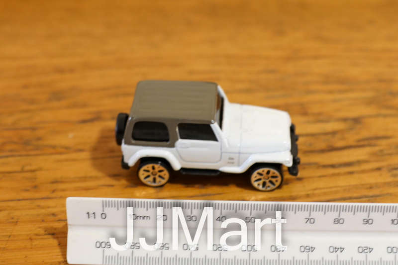 Jeep Wrangler Sahara White Maisto Fresh Metal 100 Collection Die Cast - Boxed