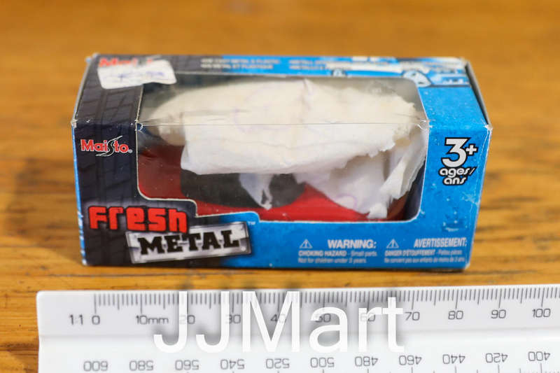 Dodge Viper Maisto Fresh Metal 100 Collection Die Cast - Boxed