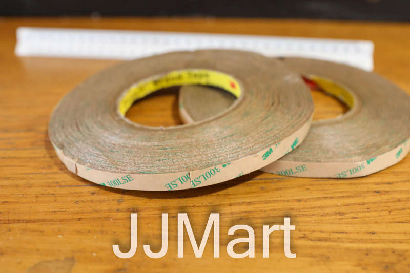 3M 300lse double sided tape x 2 rolls