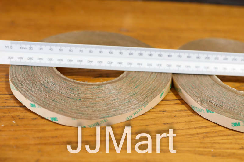3M 300lse double sided tape x 2 rolls