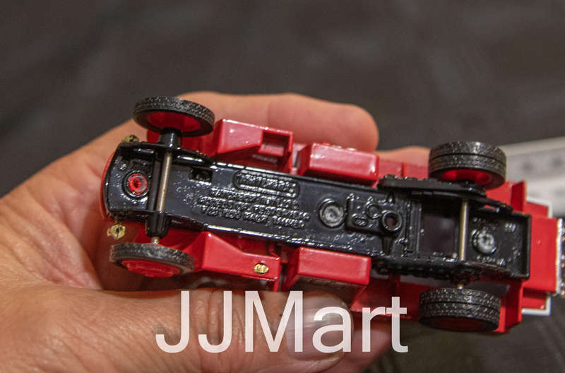 Matchbox Models Of Yesteryear Y23-B, 1930 Mack AC Truck, Conoco Motor Oil