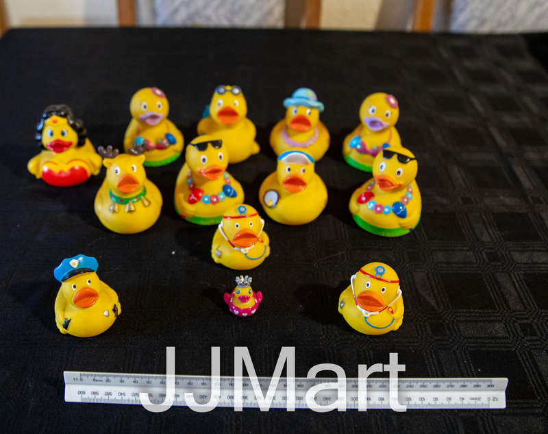 Job Lot Yellow Rubber Ducks