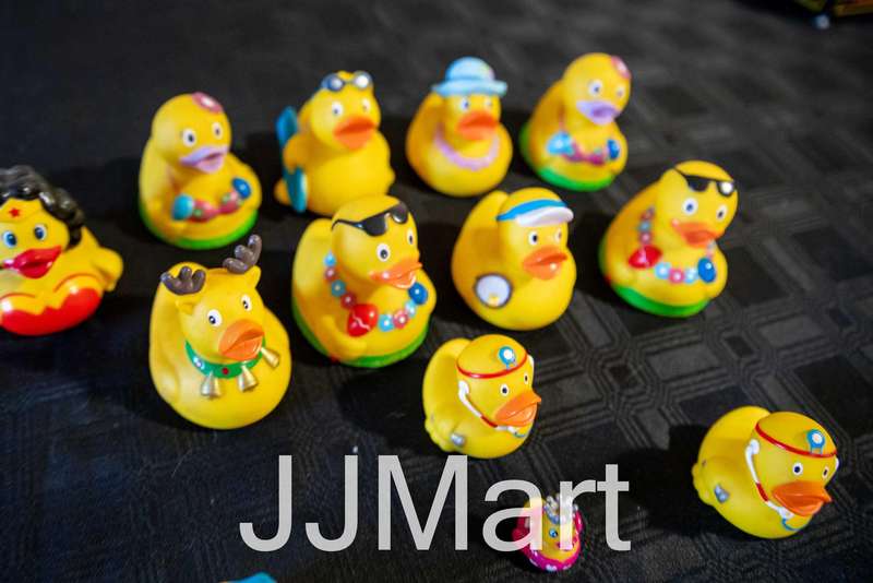 Job Lot Yellow Rubber Ducks