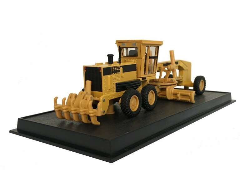 Amercom Motor Grader - 1:64 Construction Machine Model (Amercom MB-12)