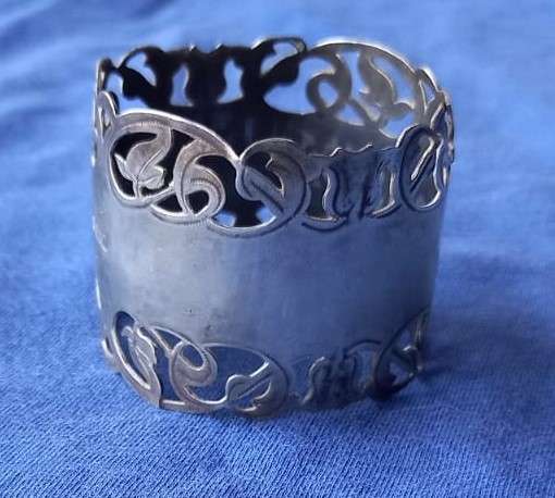 Sterling Silver Serviette Ring 24 gm Birmingham 1908 William Devenport
