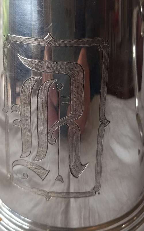 Magnificent Solid Sterling Silver 500 ml Tankard Viners 374 gm