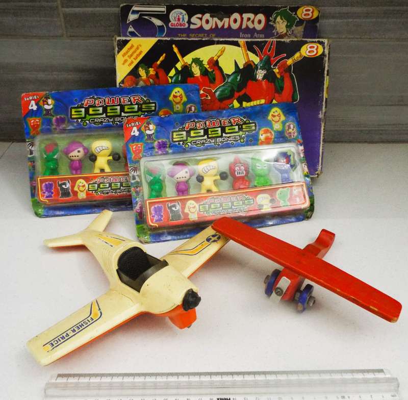 Vintage toys as 1 lot