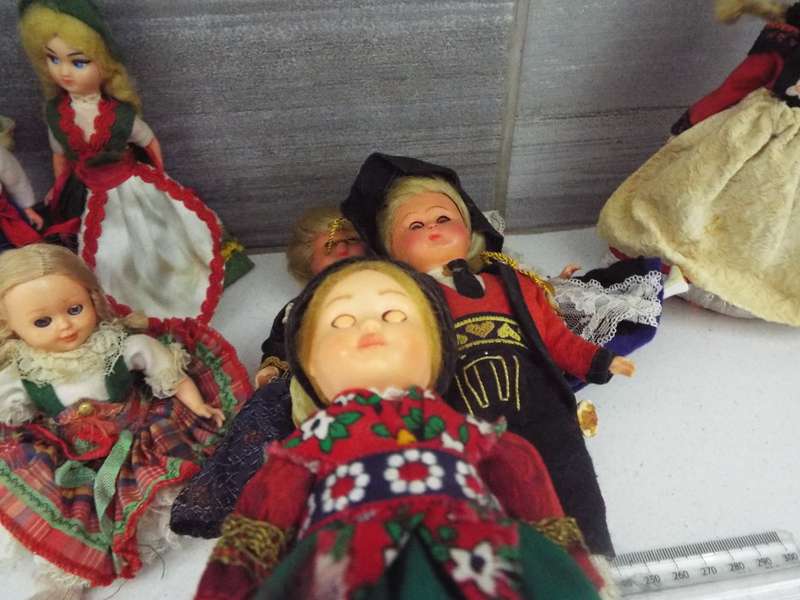 Antique Vintage Collectors' Collection  dolls as 1 lot