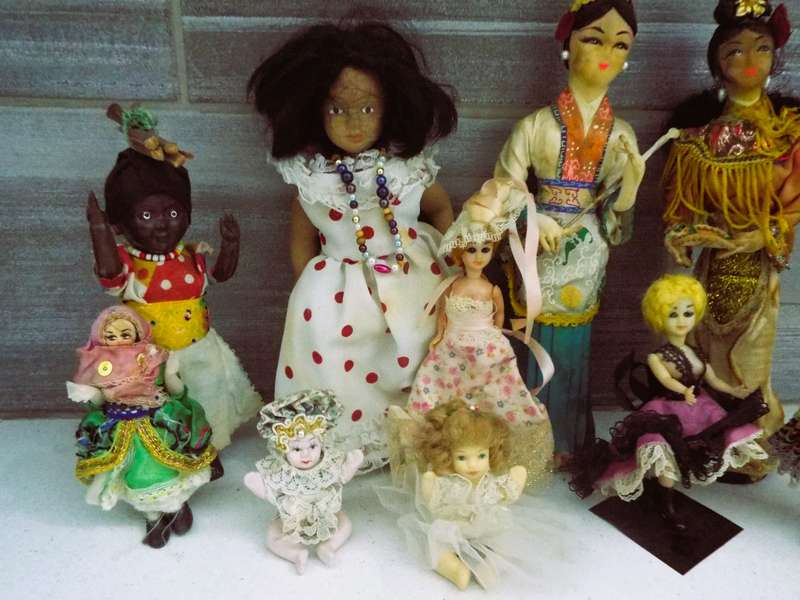Antique Vintage Collectors' Collection  dolls as 1 lot