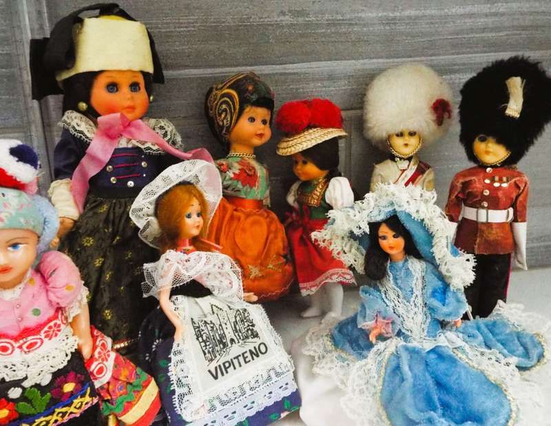 Antique Vintage Collectors' Collection  dolls as 1 lot