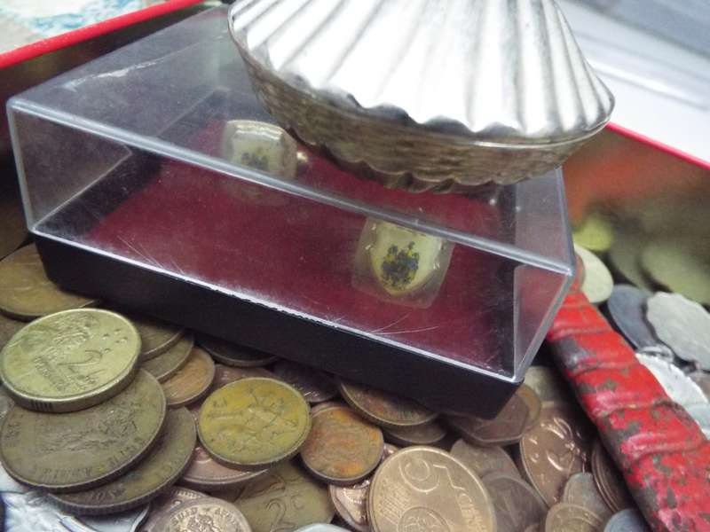 lucky dip lots of coins and notes and more