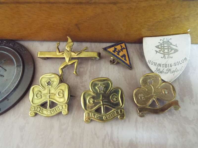 vintage  lot in nice jewellery box