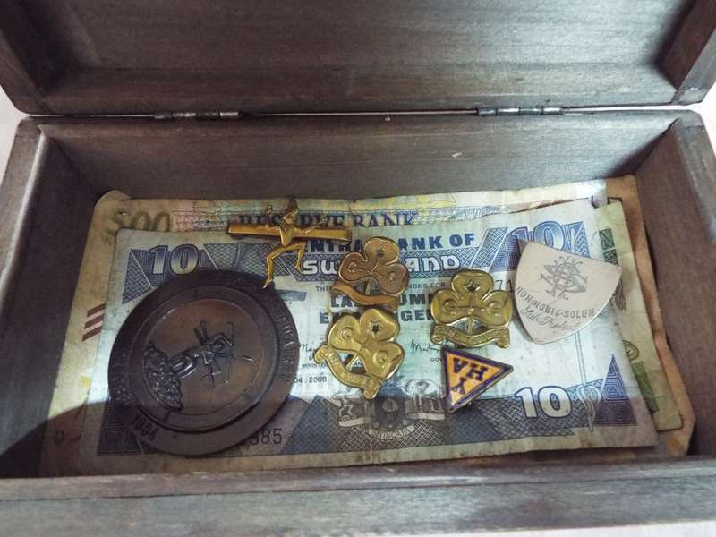 vintage  lot in nice jewellery box