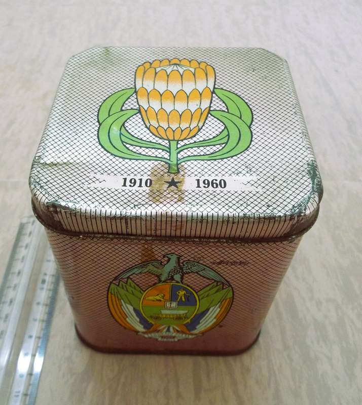 Antique/vintage afrikaans tin