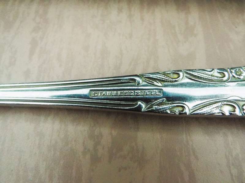vintage ,,Nice 50 pic of cutlery in nice canteen