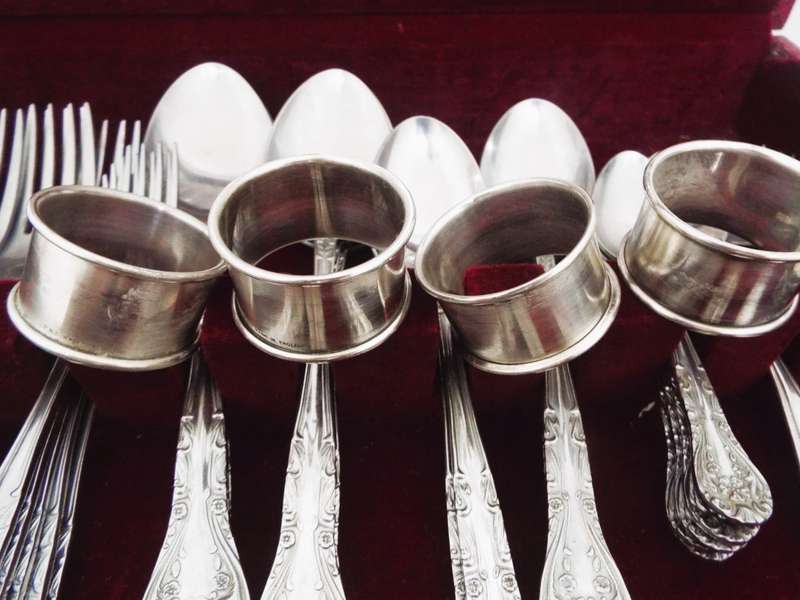 vintage ,,Nice 50 pic of cutlery in nice canteen