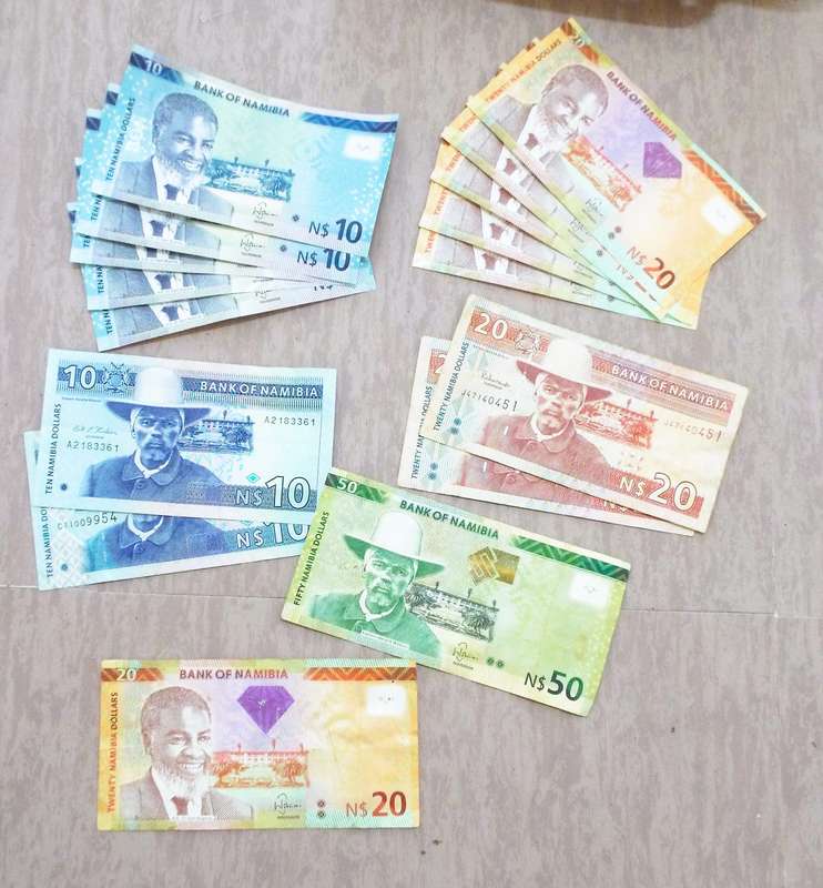 Namibia bank notes as 1 lot
