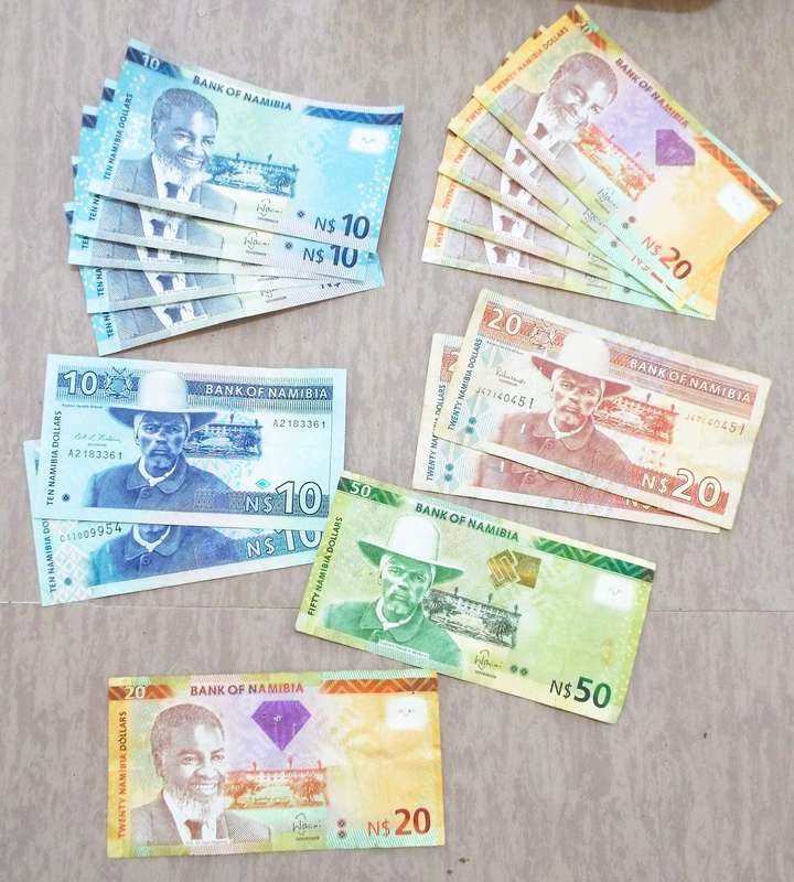 Namibia bank notes as 1 lot