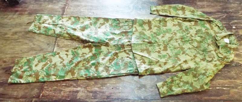 vintage SAPS camo pants and shirt 1982 used by koevoet