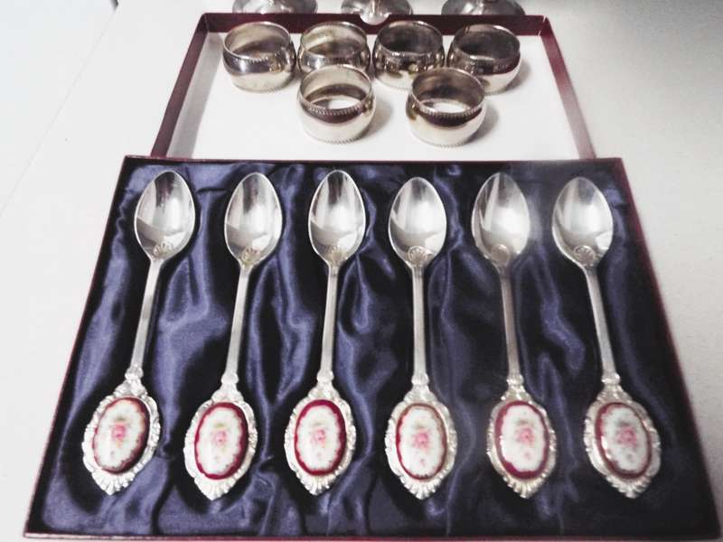 vintage BLING BLING lot in awesome condition