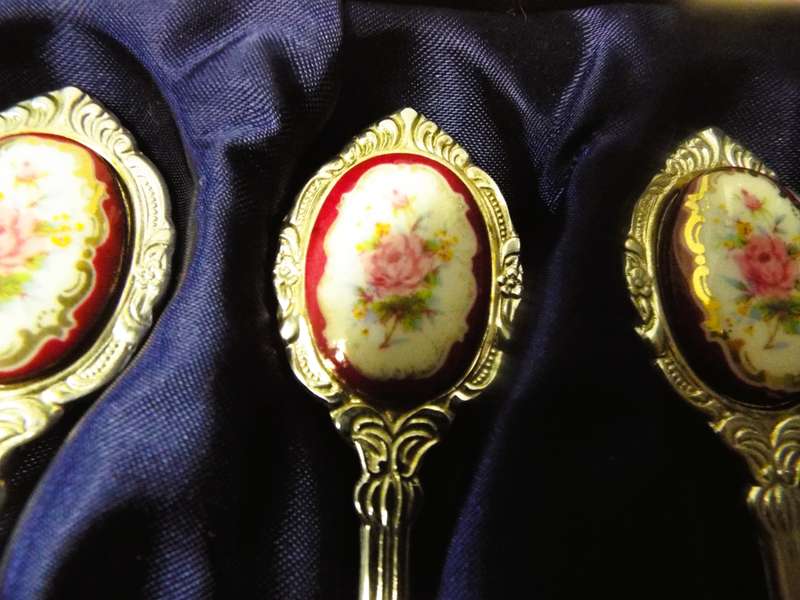 vintage BLING BLING lot in awesome condition