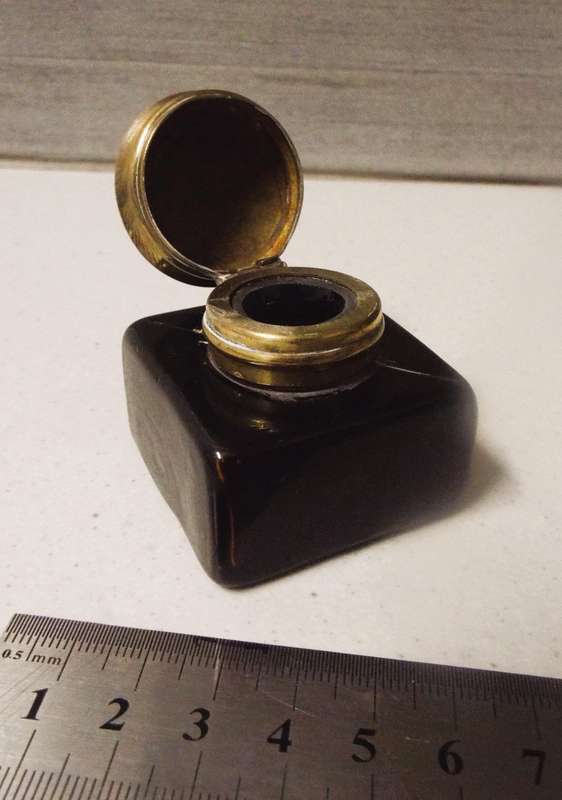 very rare Antique brown glass inkwell 4.5cm square 2cm tall , brass cap  2.5cm