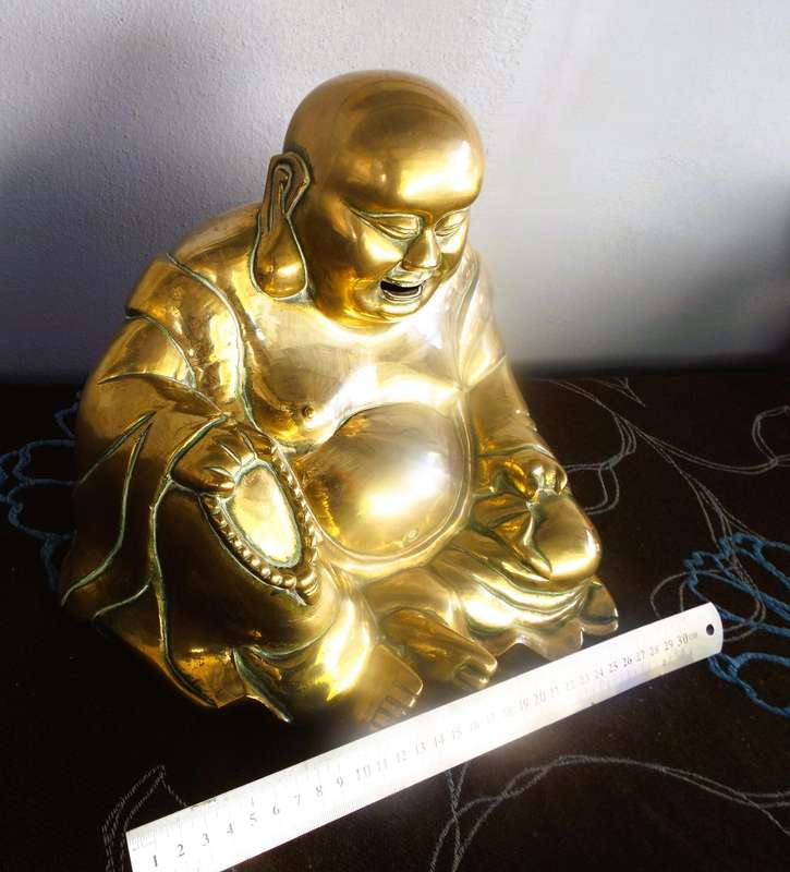 Wow vintage 5 kg bronze Buddha (massive)