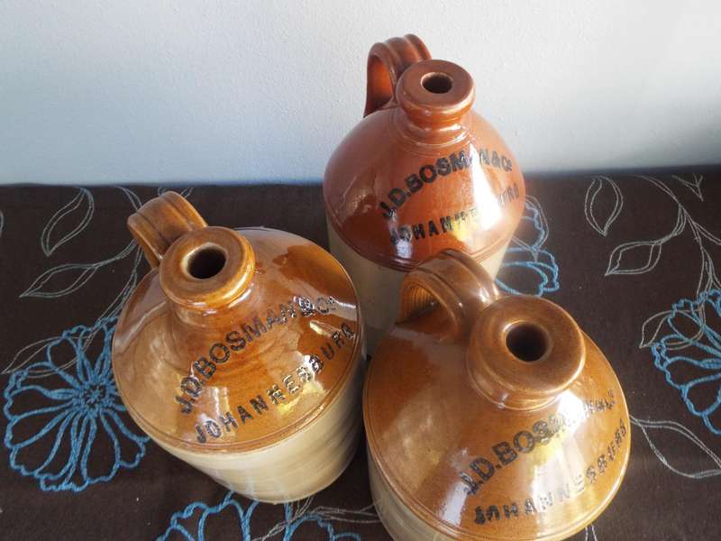 very rare 3 x mint Antique  BROWN  LARGE STONEWARE BOTTLE FLAGONs