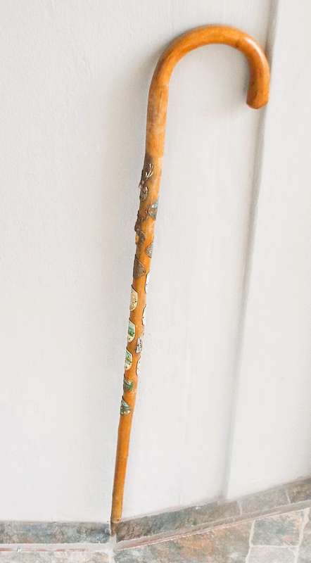 very rare VINTAGE WALKING STICK WITH LOTS OF BAGES