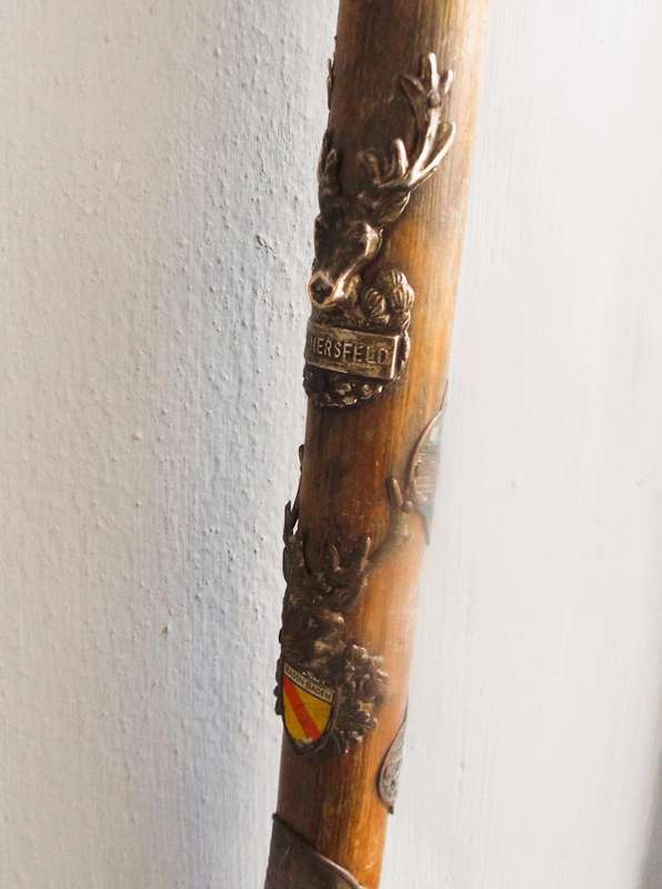 very rare VINTAGE WALKING STICK WITH LOTS OF BAGES