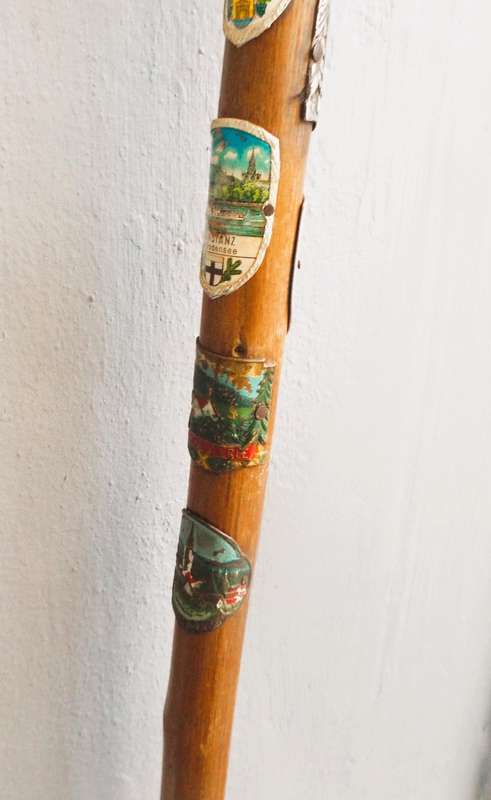very rare VINTAGE WALKING STICK WITH LOTS OF BAGES