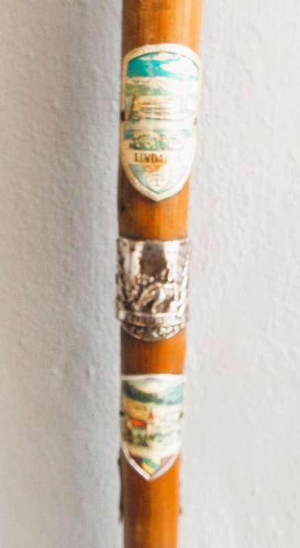 very rare VINTAGE WALKING STICK WITH LOTS OF BAGES