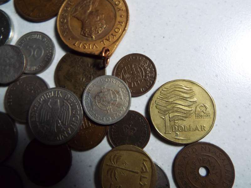 30 X MIX WORLD COINS AS 1 LOT