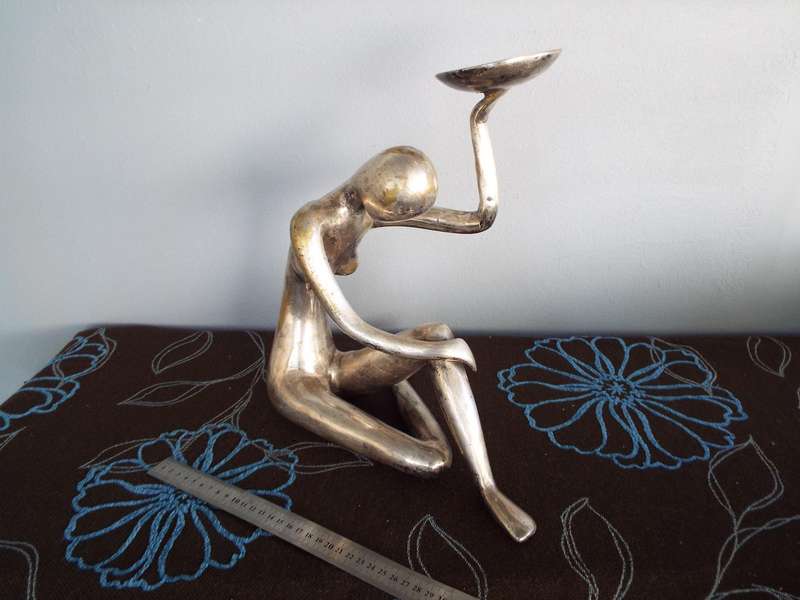 large centre piece  for nice home  decor