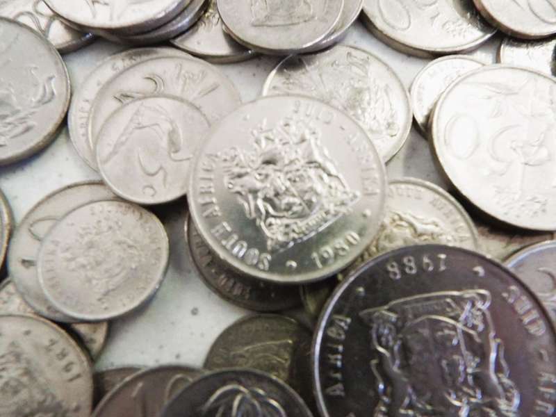 lot of 197 nickel coins 5c 10c 20c 50c and R1 coins over 1kg of coins