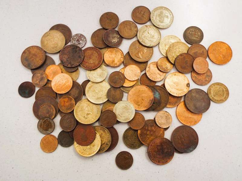 85 x pre 1964 coins as 1 lot