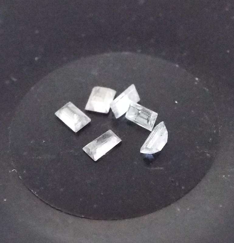 real natural diamonds x6 as 1 lot