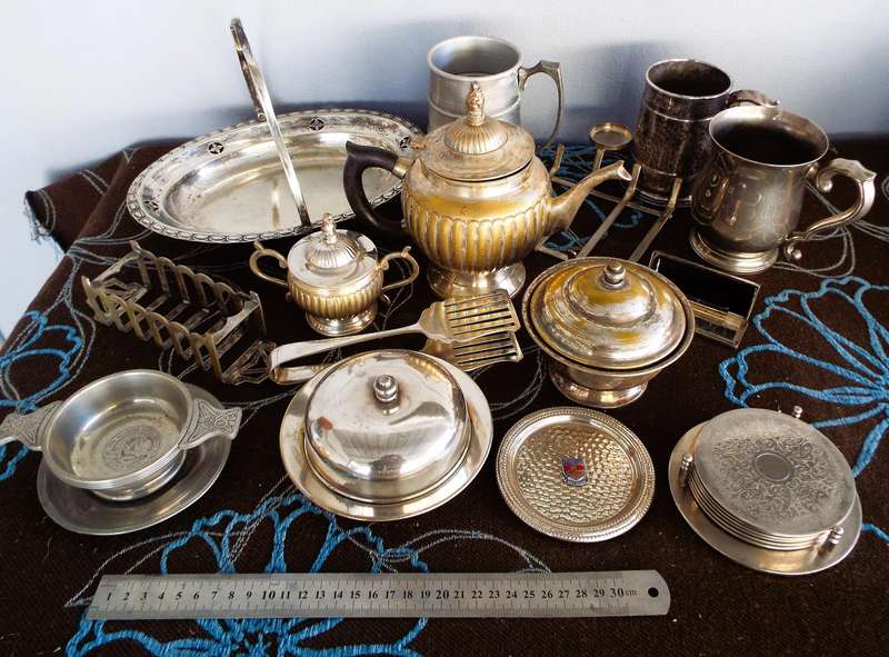 Vintage lot of nice bling bling